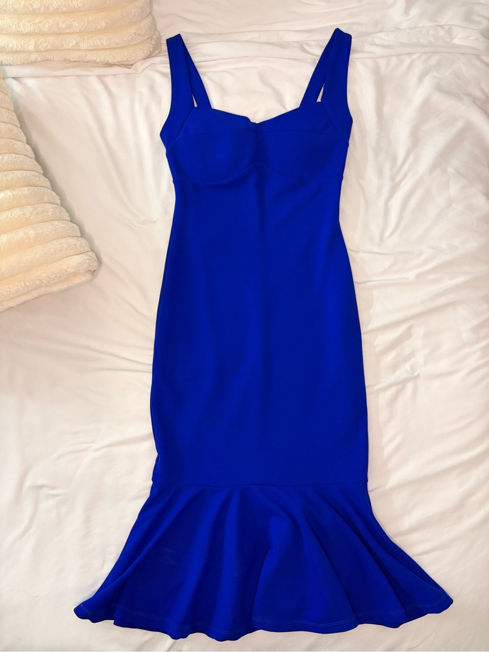Blue Sleeveless Mermaid Hem Dress